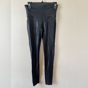 SPANX Black Shaping Shiny Leggings Women M Lightweight Stretch Fitted Athleisure